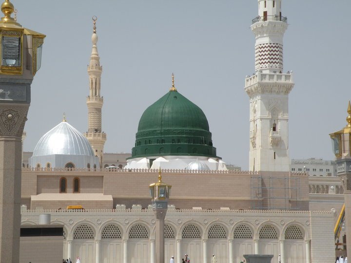 Family Umrah package — Green Dome Madinah